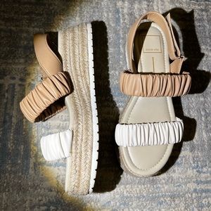 Dolce vita sandals